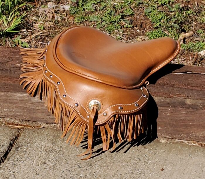 Deluxe Solo Seat with Fringed 1-Piece Skirt - Image 7