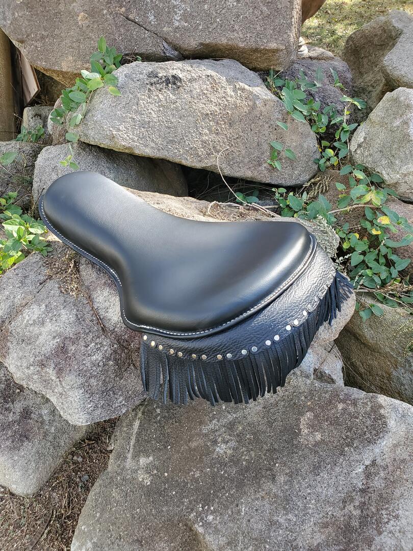 1942-1953 Original Indian Chum-me Seat - Image 2