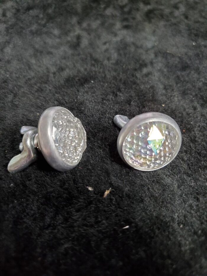 Faceted Reflector Glass Jewel Fastener - Image 2